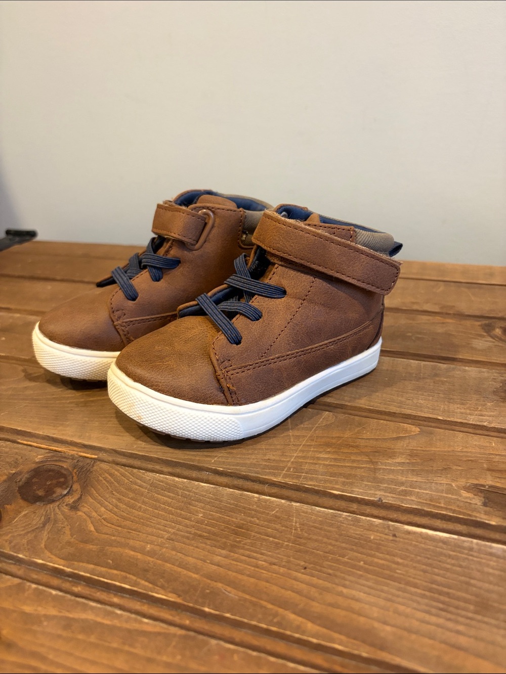 wonder nation Brown High-Top Sneakers with Navy Details